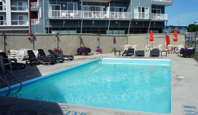 Gimli Beach Condos # 2 - Gimli's best location!
