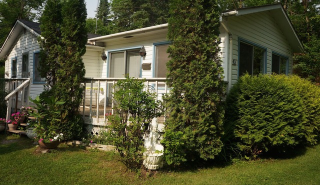 Gimli Cottage -3rd From Lake