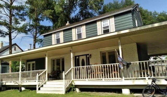 Gimli Family Vacation Getaway