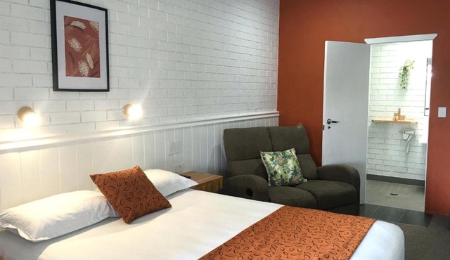 Gin Gin Village Motor Inn Motel QLD