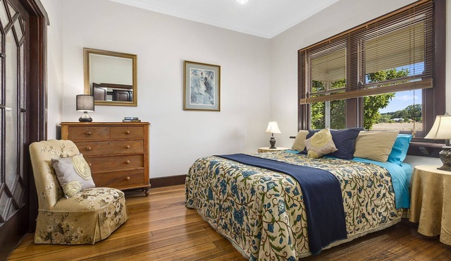 Gingko Cottage on Park