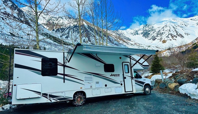 Girdwood Mountain View Paradise