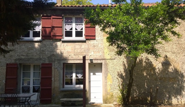 girls cottages Castera THE TIVOLI