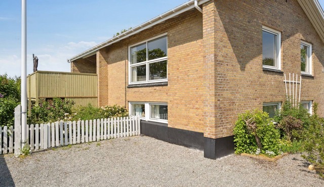 "Gisella" - 1.2km from the sea by Interhome