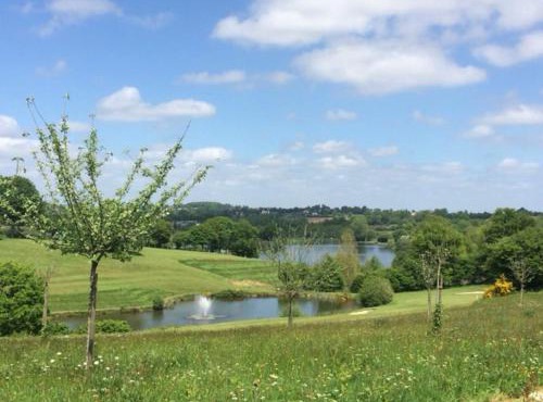 Gite à proximité du golf et du lac de la Dathée