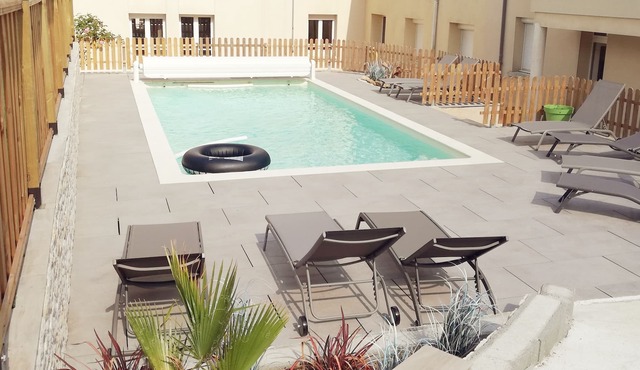 Gîte 10p in a city of character, Saint Loup sur Thouet