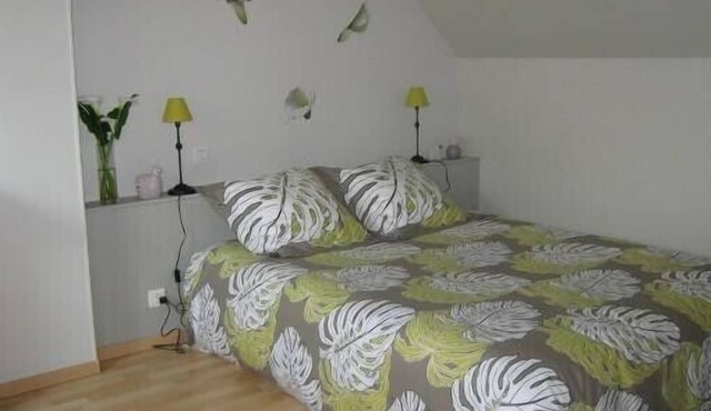 GITE 2* in the countryside, 8 kms from BAYEUX, LANDING BEACHES.