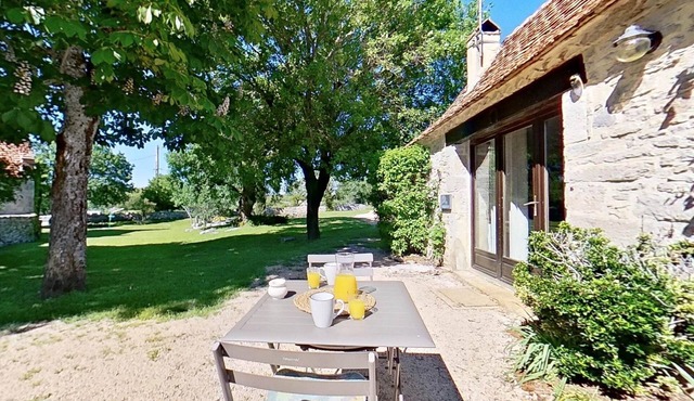 Gite 2 people - “La Sarriette”