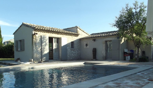 GITE 2 ROOMS IN CABANNES