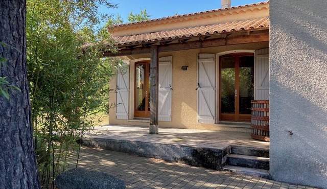 Gite 2hérault Tourisme, Piscine, Jardin, Occitanie Entre mer et Cévennes