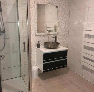 Gite 3 étages dans ruelle au calme