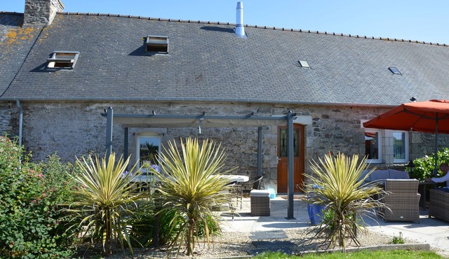 Gite 3 bedrooms, 3 bathrooms, 3 toilets between St Malo, Dinan, Erquy en BRETAGNE