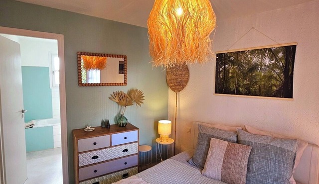Gîte 3 pers Bornéo - Relaxation with heated swimming pool and secure parking lot