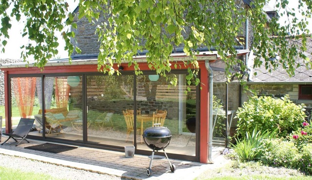gite 3 to 5 people with pool in the bay of Mont Saint Michel is 300m from the sea
