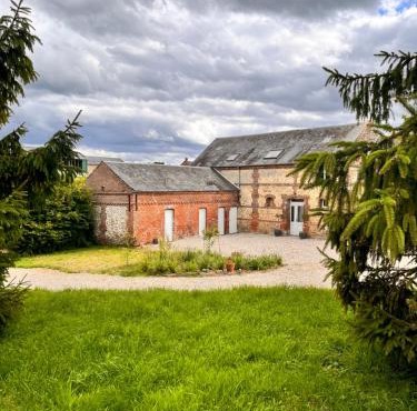 gite 4 chambres avec salle de douche et WC privative