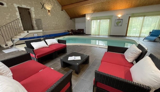 Gite 4* Roses near Beauval zoo Chenonceau Tours with indoor swimming pool