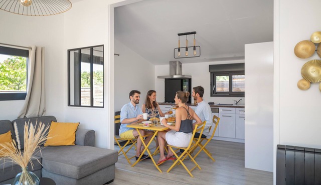 Gite 4 to 8 pers. NUIKI Lodges