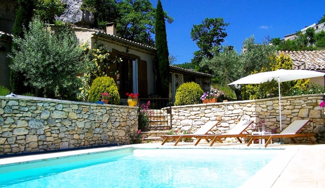 Gîte 4★ with swimming pool & SPA - Panoramic view, terraces in Provence