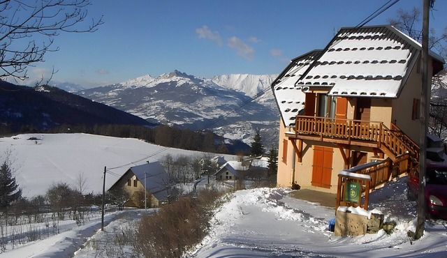 Gîte "6 People" with Mountain View and Balcony
