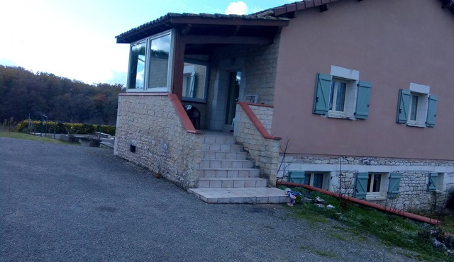 Gite 6 pers campagne, piscine baby-foot billard ping-pong piscne