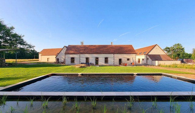 Gîte 6 persons with swimming pool in Sologne