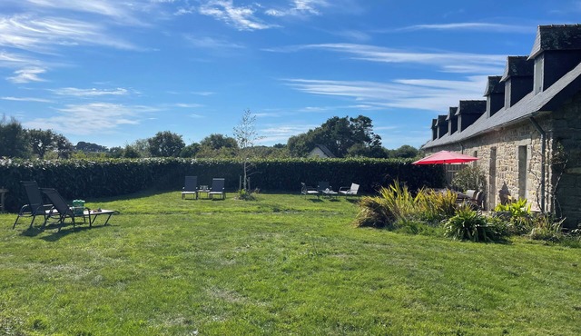 Gîte 7 people - 2 swimming pools (1 with telescopic dome) - The beach on foot