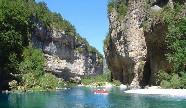 Gite 8 people near gorges du tarn Lozère
