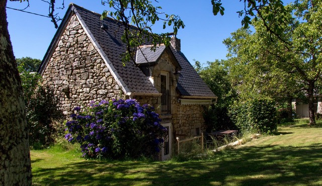 Gite A'mour Vallé de la Dordogne Hautefage