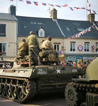 GITE A THEME D-DAY - situé à 15mn d'Omaha Beach - Animaux OK - Terrain clos - Aucuns voisins - WIFI