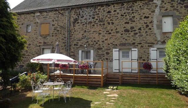 Gite Albepierre-Bredons, 3 bedrooms, 6 persons