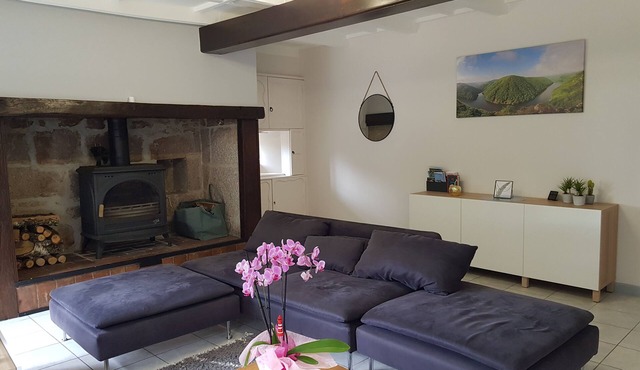 Gite* all comforts 10 min from Ussel.