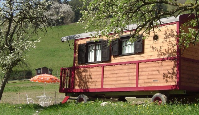 Gite and unusual accommodation