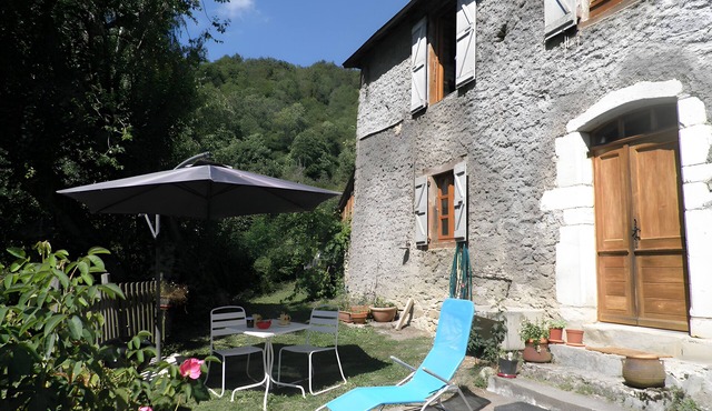 Gite Andourra 3 stars with AC – garden, mountain view, peaceful, hiking, relaxation