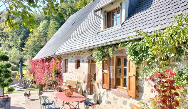 Gite Anglards-de-Salers, 2 bedrooms, 4 persons