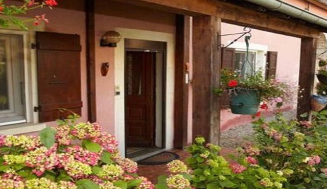 gîte arthemise is located in a charming village in the valley of the SAONE