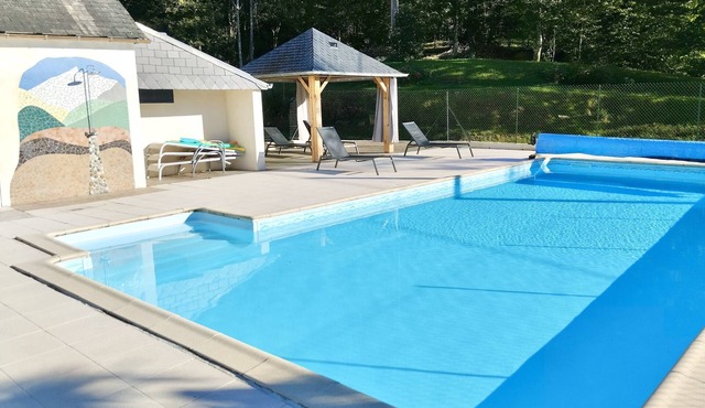 Gite at the foot of the Pyrenees, heated pool, WIFI, games room - Fitness