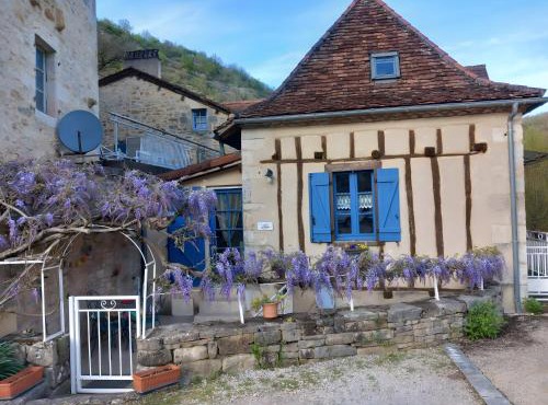 Gite au village 'L' Oustalou'