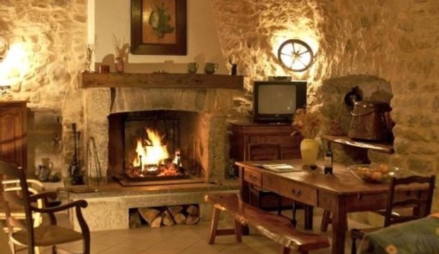 Gite AUTHENTICALLY RESTORED, IN THE HEART OF NATURAL PARK DS GDS CAUSSES