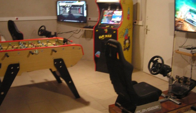 Gite aux Flottes Aveyron from 2 to 14 People