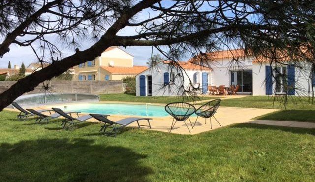 Gite avec piscine privative