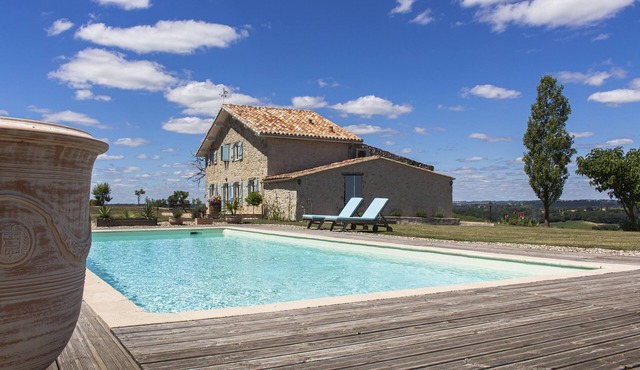 Gite Bellevue Cottage: peace and quiet and 360-degree views!