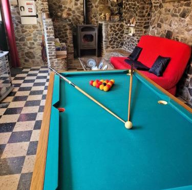 Gite Bellevue de charme avec cheminée et bois à disposition