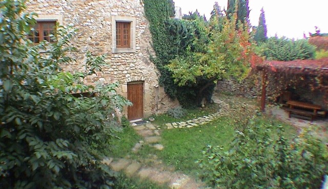 GITE between Uzes, the Pont du Gard, and ORANGE AVIGNON
