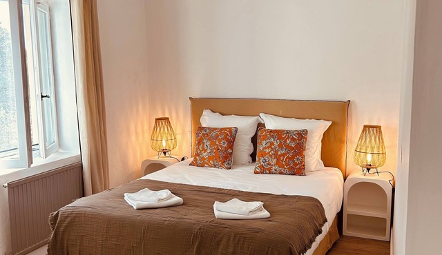 Gîte between vine and olive tree