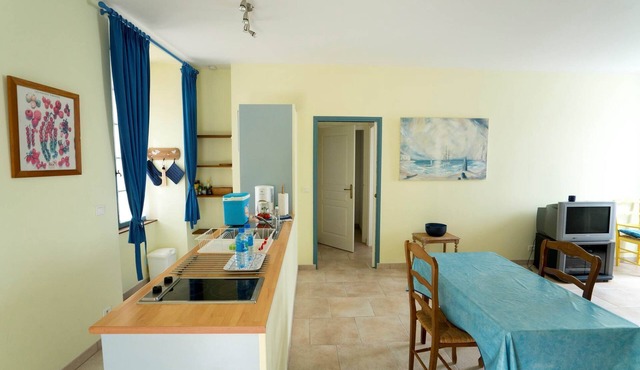 Gite Bleu, 2 room apartment located on the ground floor