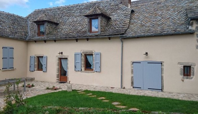 Gite Campouriez, 4 bedrooms, 8 persons