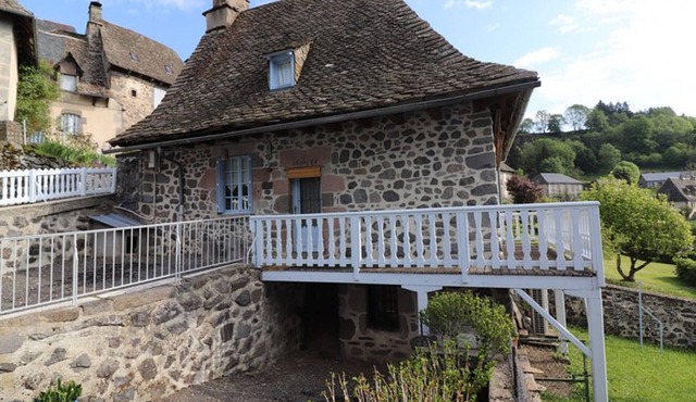 Gite Carlat, 2 bedrooms, 4 persons