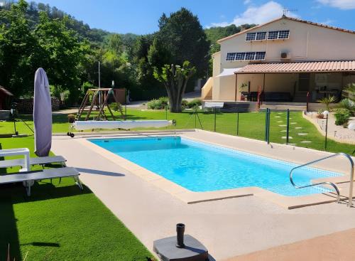 Gite - Chambre d'hôtes indépendante avec Terrasse L'OCCITANIA 60m2
