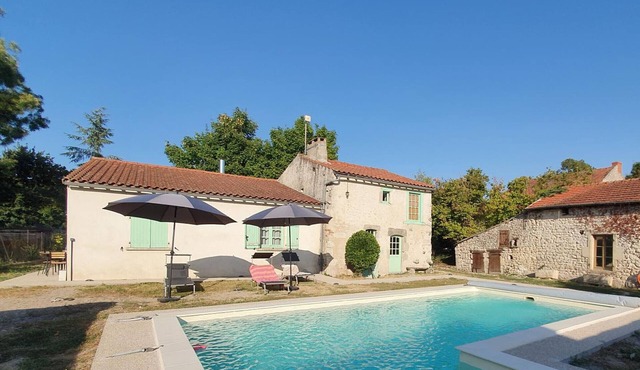 Gite Charroux - Allier, 3 bedrooms, 6 persons