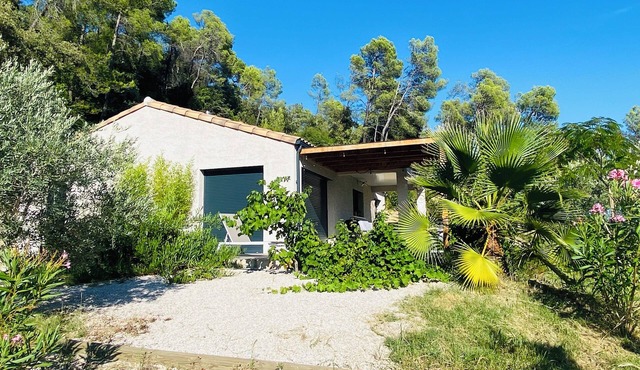Gite Chez Louis, villa in Pic saint-loup